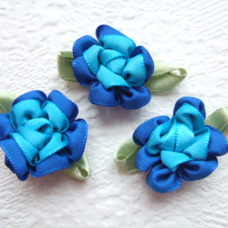 Roosjes bloemen lint