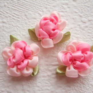 Roosjes bloemen satijn