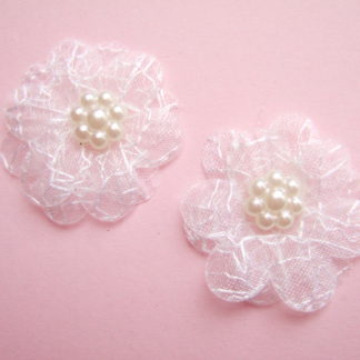 Bloemetjes organza pareltjes
