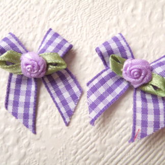 Geruite strikjes roosje