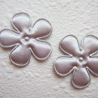 Applicatie bloemen satijn