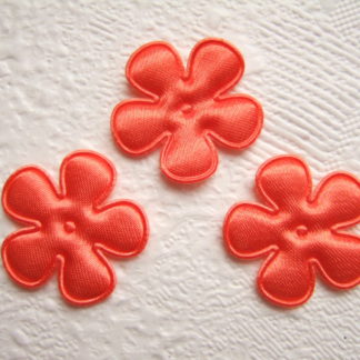 Applicatie bloemetjes satijn