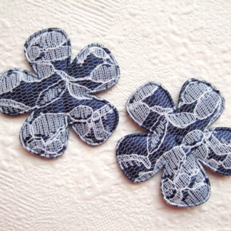 Applicatie bloemen kant