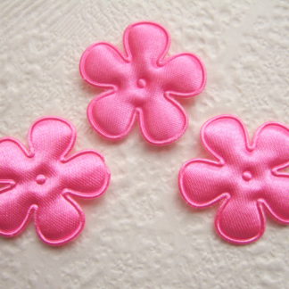 Applicatie bloemetjes satijn