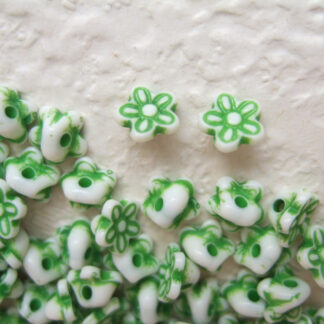 Knoop pop bloem