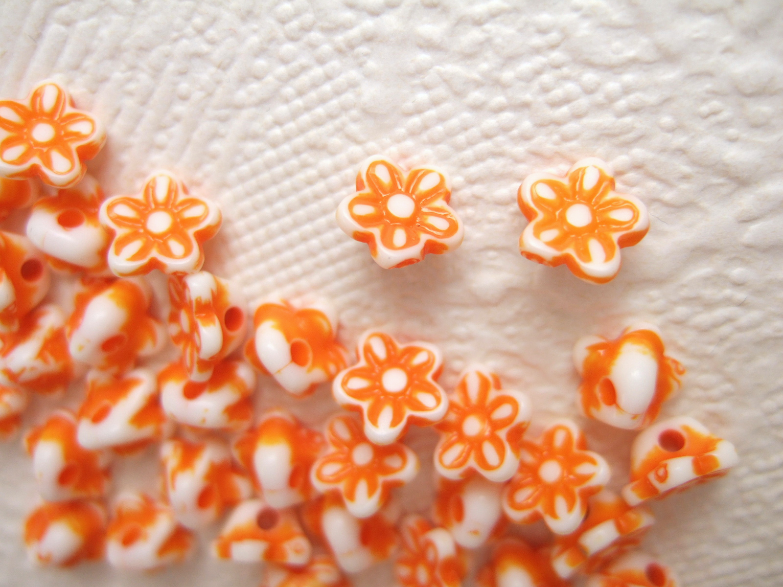 Knoop pop bloem
