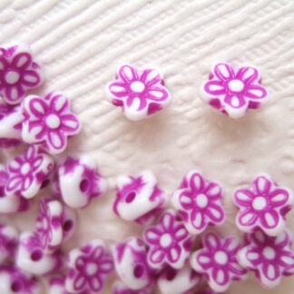 Knoop pop bloem