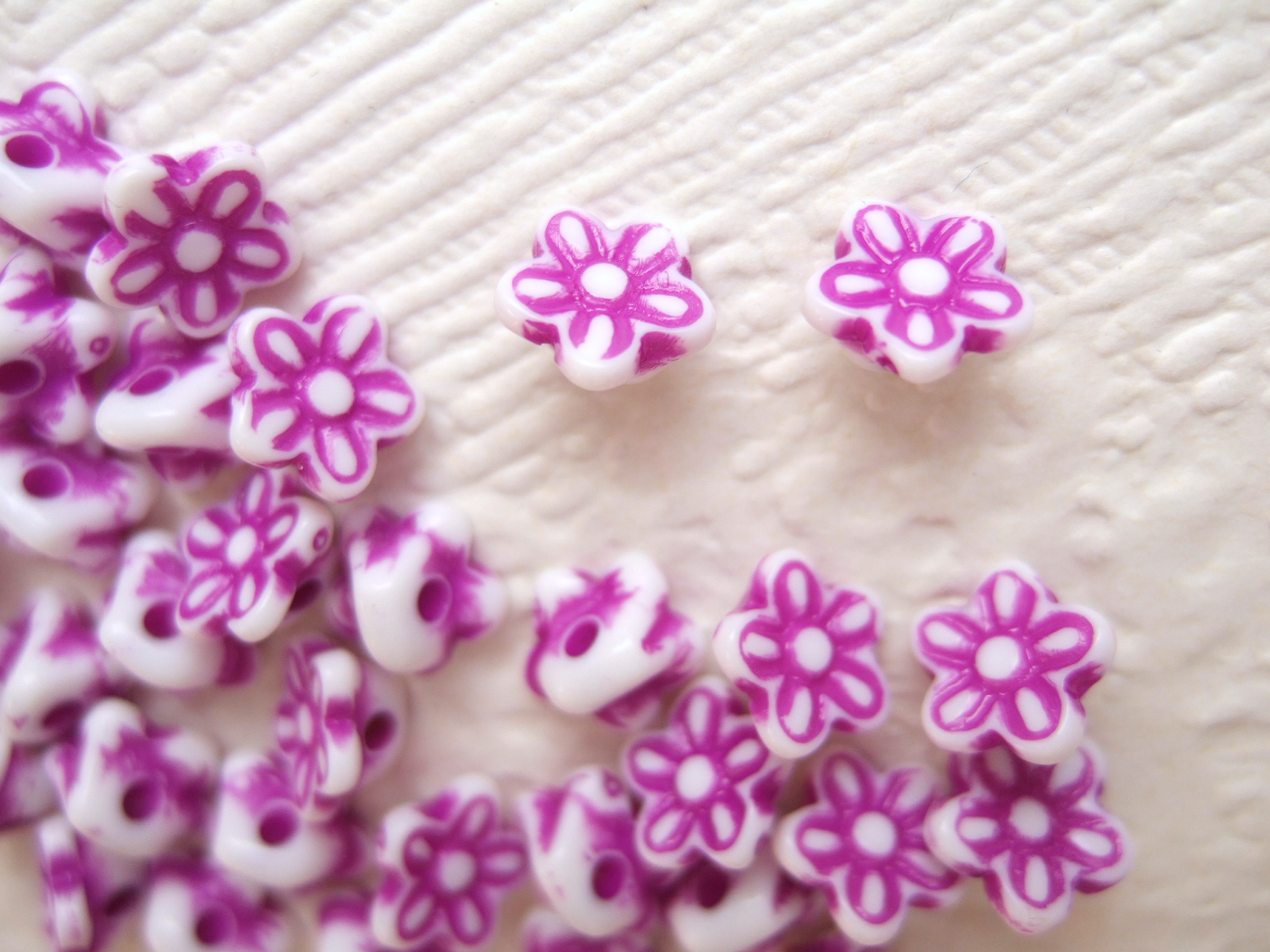 Knoop pop bloem